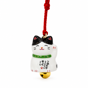 Yakushigama – Lucky cat charm / Maneki neko netsuke (three patterns)