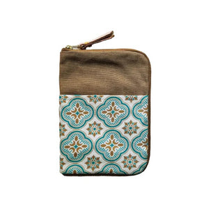 Kyoku Haku Begonia Passport Cover - Traveler's Notebook Passport Cover - NOMADO Store