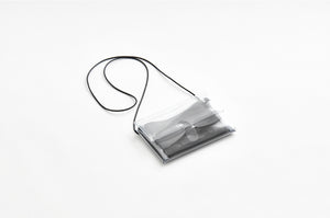 i ro se Seamless Shoulder Case PVC (Black leather) - NOMADO Store