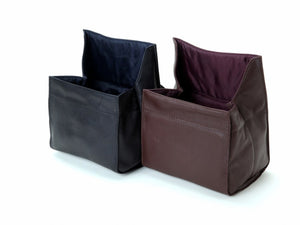 Artisan and Artist ACAM 78 leather camera pouch (black or brown) - NOMADO Store