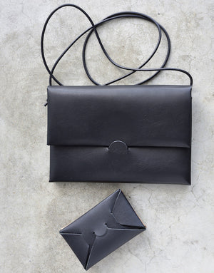 i ro se Seamless Shoulder Case (Black) - NOMADO Store