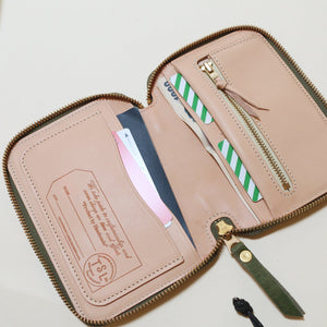 The Superior Labor Ltd Autumn '22 B7 zip organizer