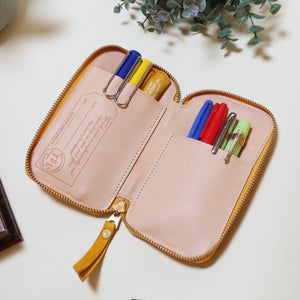 The Superior Labor leather LTD AUTUMN '22  zip pen case