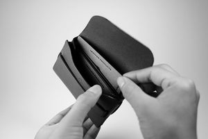 .Urukust STC-02 Card Case (Black) - NOMADO Store 