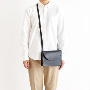 i ro se Fold Mini Shoulder Bag (Black) - NOMADO Store