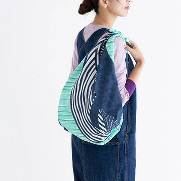 kata kata End Whale Green Furoshiki (L)