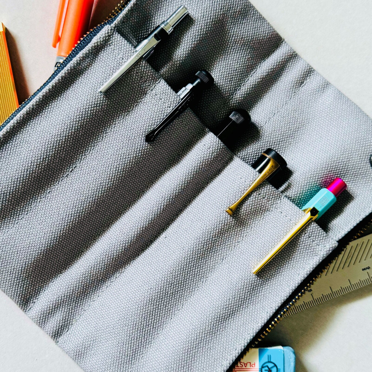 Luddite Pen Case Canvas 8-Go  (6 colours)