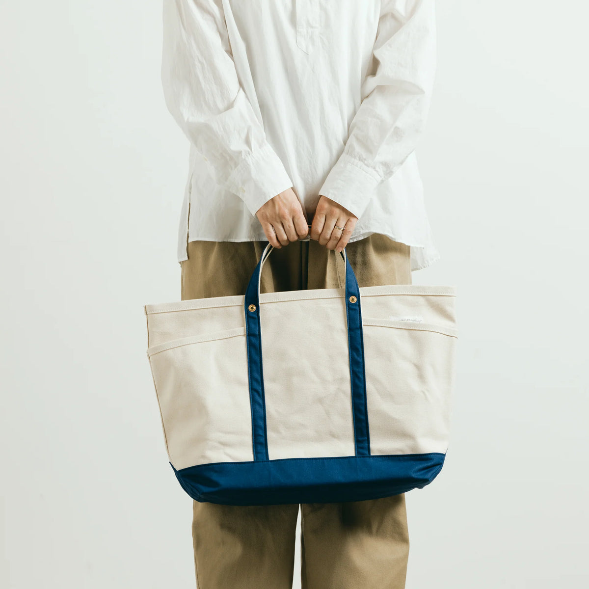 The TSL Tote Bag (2 colours) - NOMADO Store 