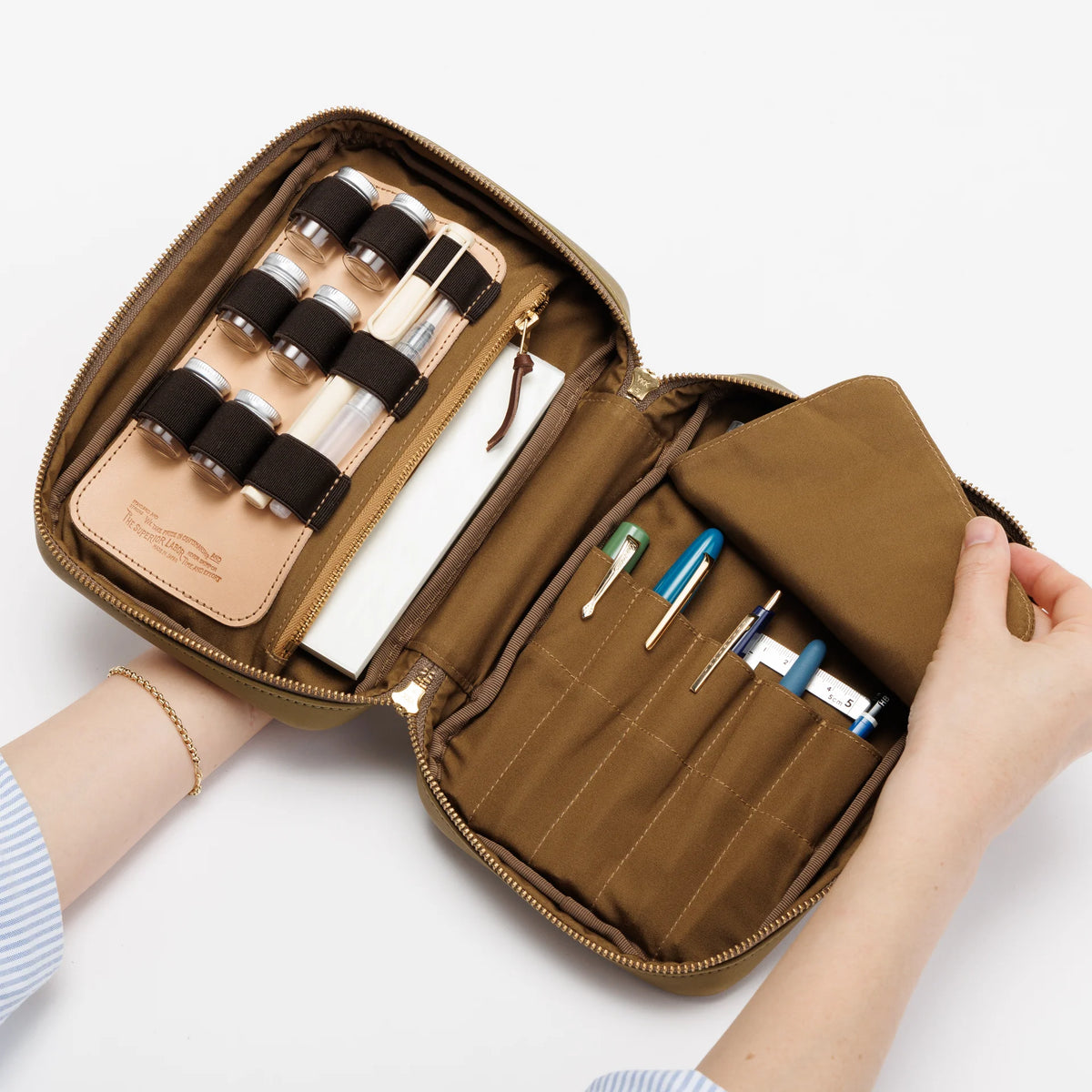 The Superior Labor Painter's leather case (3 colours)