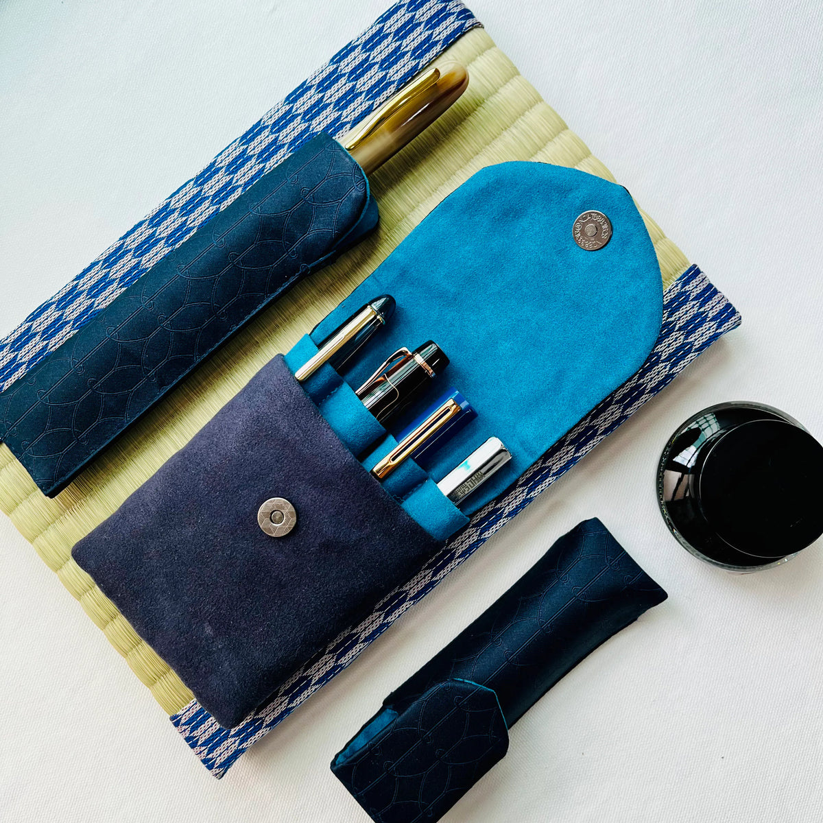 Kyoku Classic Pen Sleeve (navy pattern)