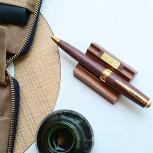 Kyoku Mahogany Wood Pen Holder (2 types)