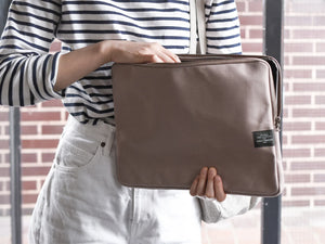 Ateliers Penelope 13inch Laptop case