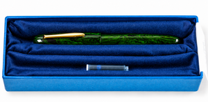 Eboya Houju M size Fountain Pen (Kunpuu Green)