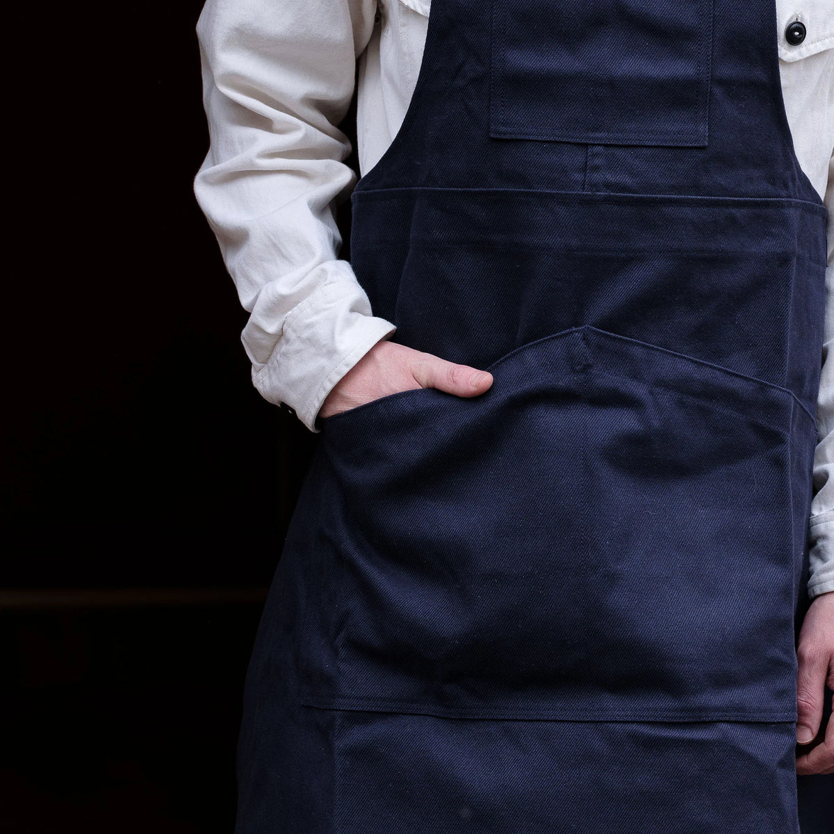 The Yarmouth Apron (2 colours)