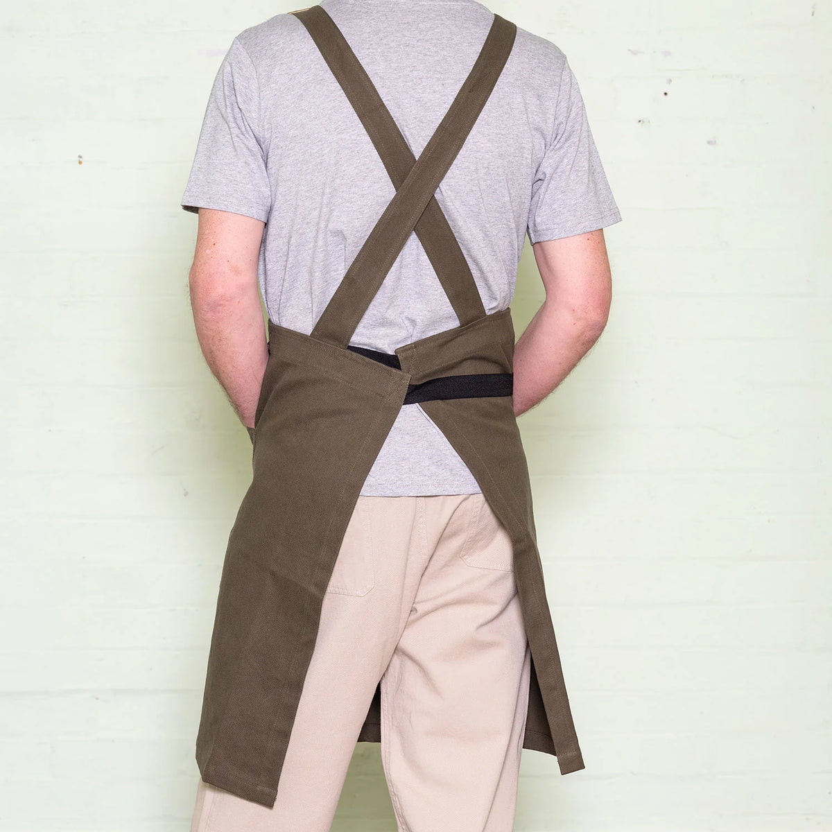 The Yarmouth Apron (2 colours)