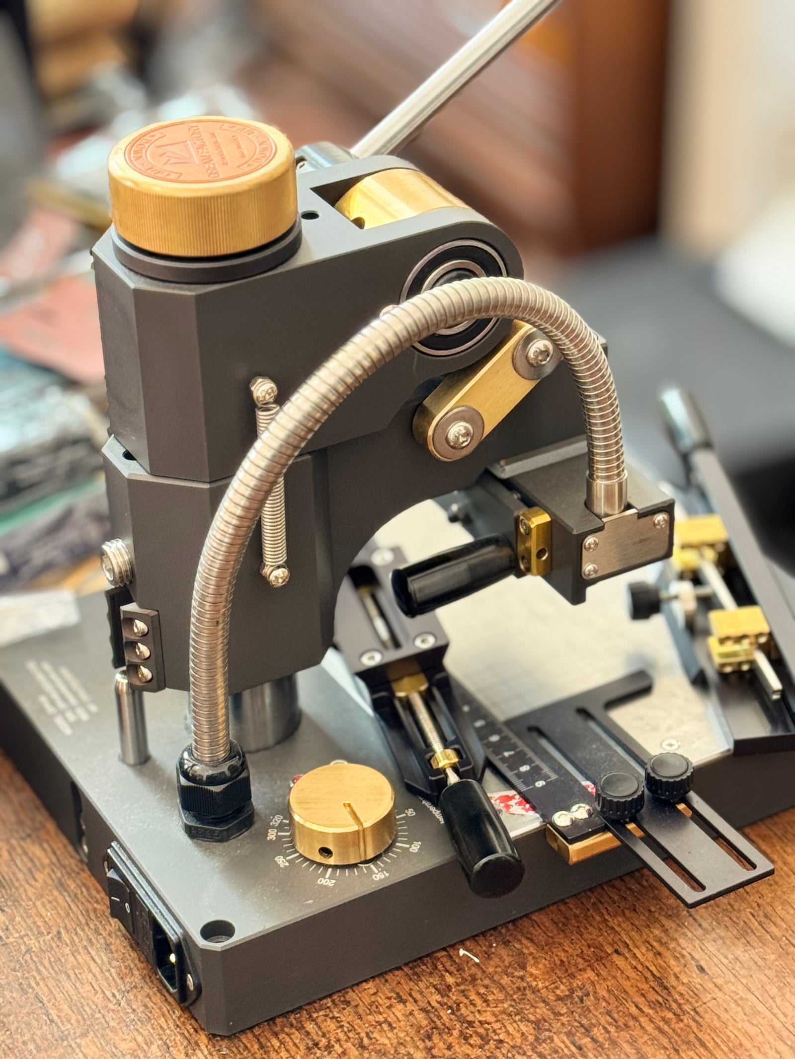 Personalisation (embossing/hot foil stamping) - Service