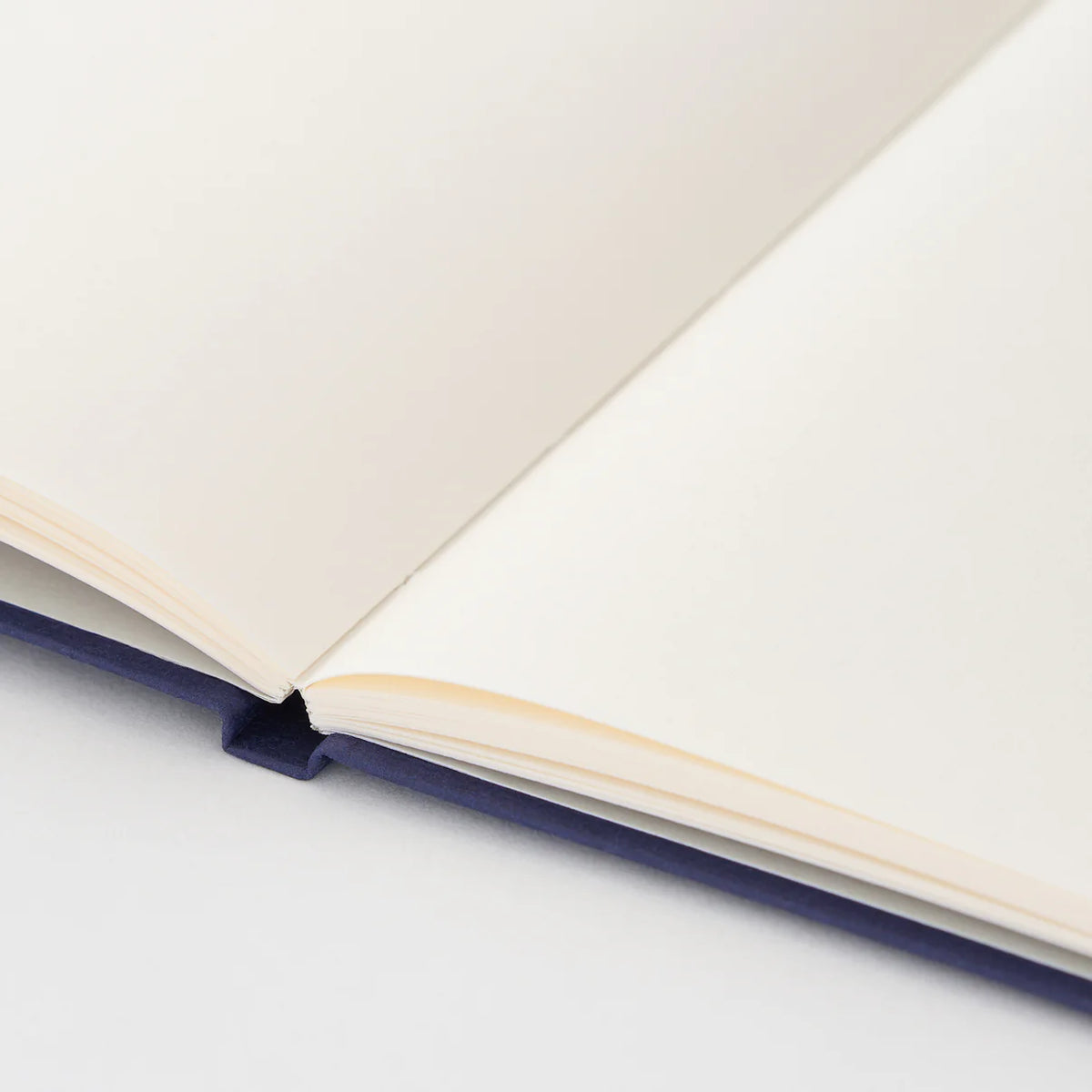 Dressco notebook L - Bank paper (4 colours) - NOMADO Store 