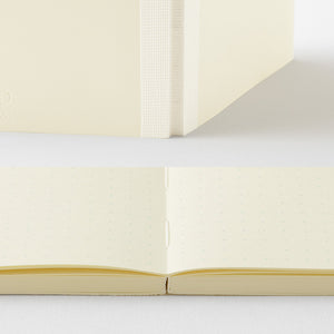 Midori MD Notebook A5 - Dot Grid