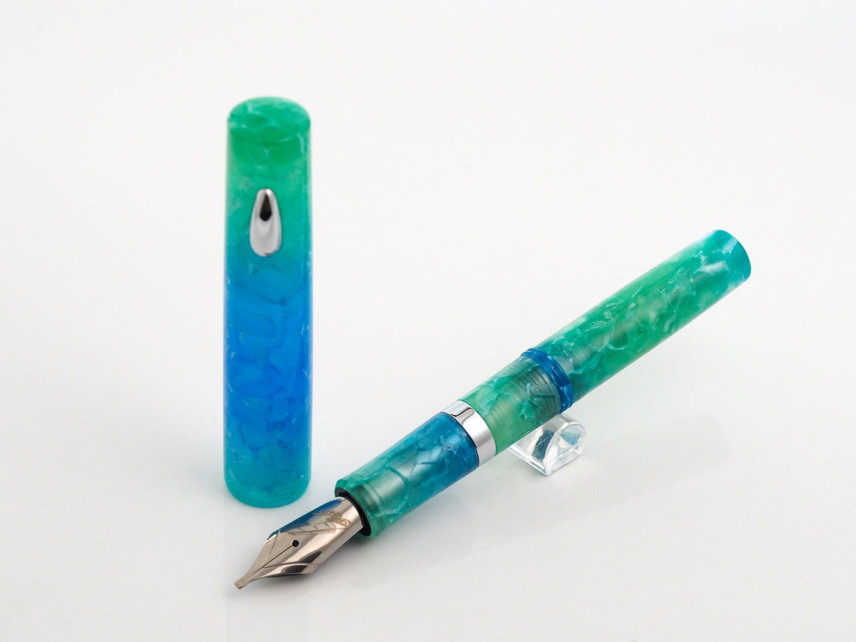 Fine Writing International Pencket Fountain Pen Icicle - NOMADO Store 