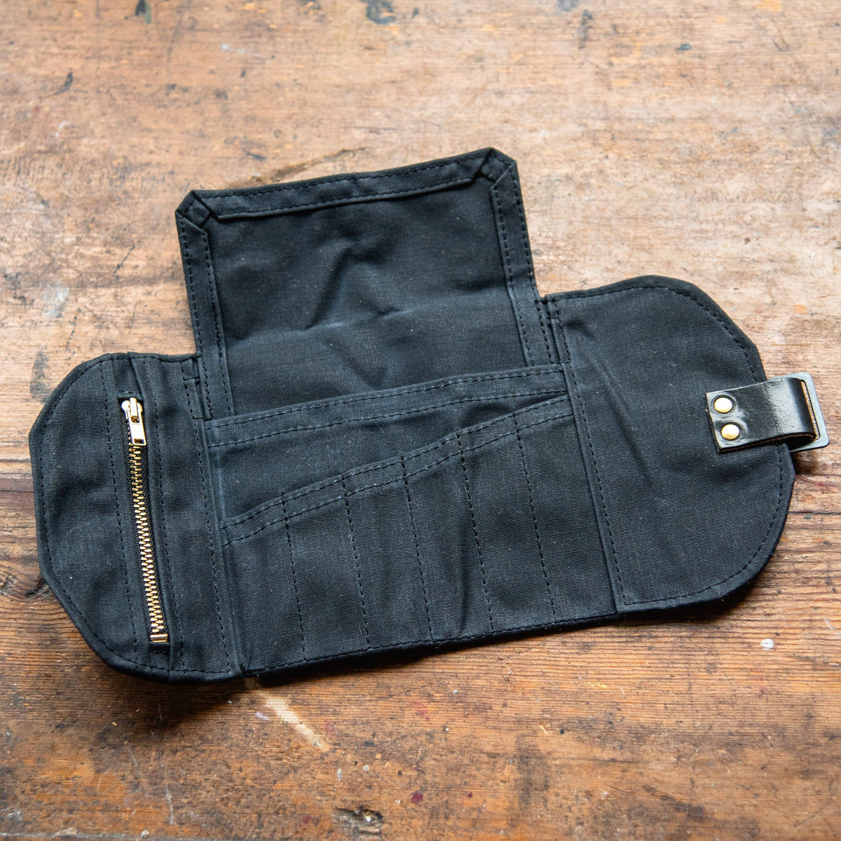 Peg and Awl Sendak Nutshell Artist Roll (7 colours) - NOMADO Store 