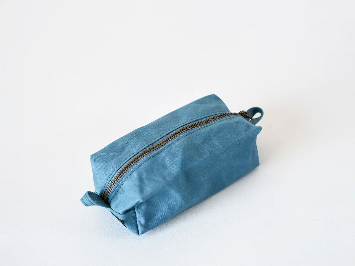 Ateliers Penelope Air Pouch (5 colours)