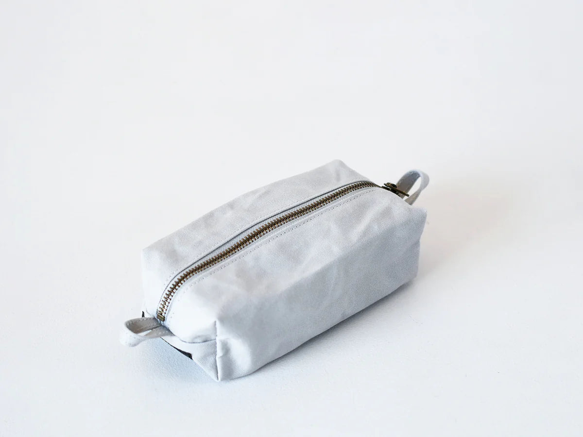 Ateliers Penelope Air Pouch (5 colours)