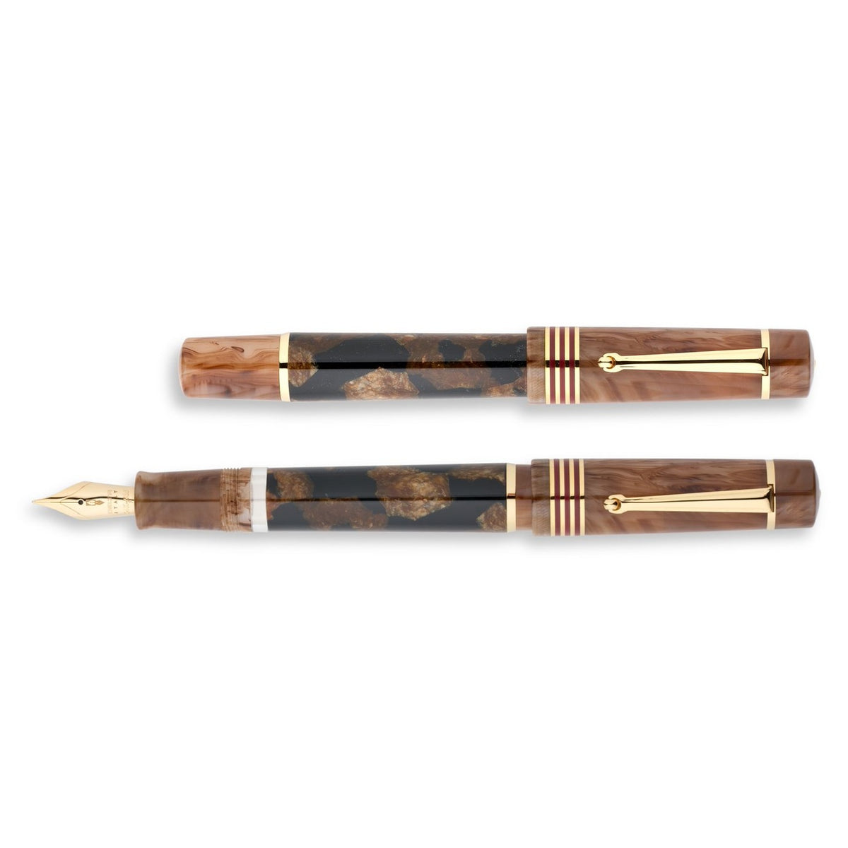 Delta Winter Legend Limited Edition GT Fountain Pen (14k nib) - NOMADO Store 