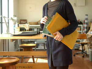 Ateliers PENELOPE Hold Pouch L – Japanese Laptop & Document Pouch (4 colours)