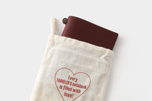 TRAVELER'S notebook Passport Size LOVE AND TRIP Red (PREORDER)
