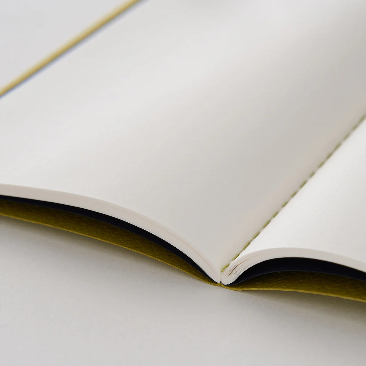 Dressco stitch notebook - Spica bond paper (2 colours) - NOMADO Store 