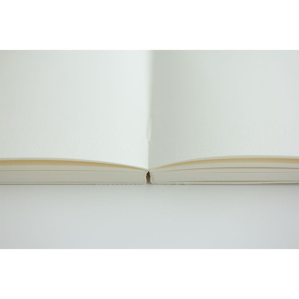 Midori MD Notebook - (A4) - Cotton/blank pages - NOMADO Store 