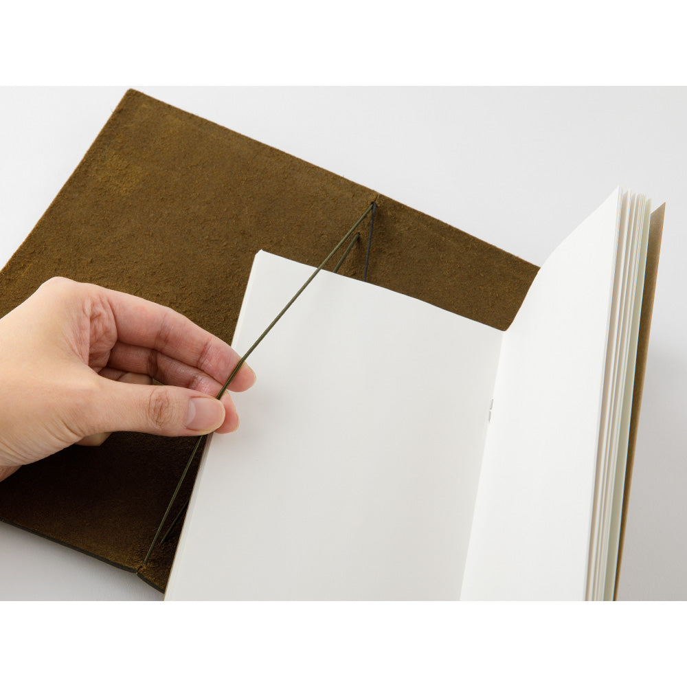 Traveler's Notebook - Regular size OLIVE