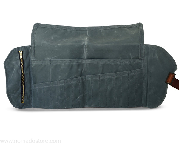 【Peg & Awl】The Sendak Artist Roll (Moss) Sendak Waxed Canvas Artist Roll – Peg and Awl