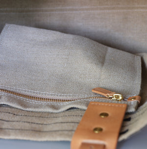 .urukust Canvas Tote Bag M (Natural/Black) - NOMADO Store 