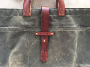 Peg and Awl Waxed Canvas Tote - Moss/Zipper - NOMADO Store 