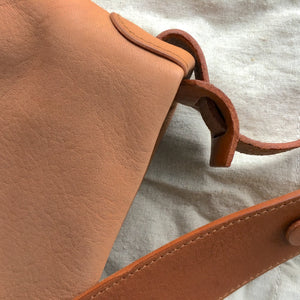 .urukust Leather Shoulder Bag S Beige Brown - NOMADO Store 