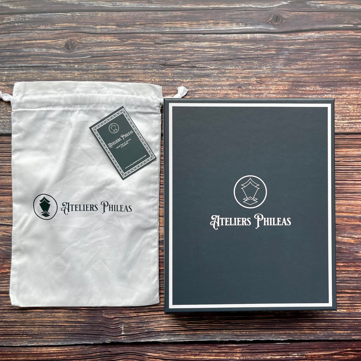 Ateliers Phileas Henro Cordovan Zipped Organiser (burgundy)