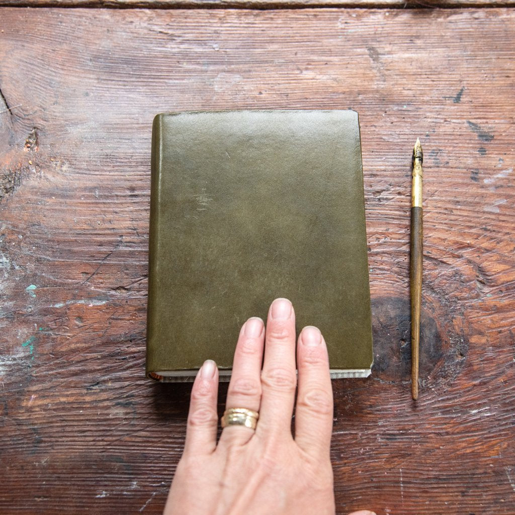 Peg & Awl The Carson Journal (Olive/Large)