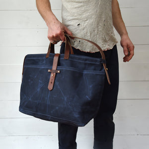 Peg and Awl Large Waxed Canvas Tote - Rook/Zipper - NOMADO Store 