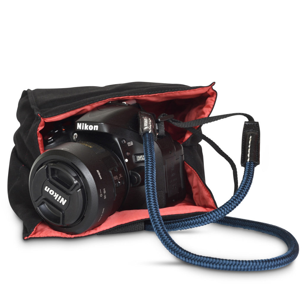 Artisan and Artist ACAM 76 canvas camera pouch (2 colours) ebay - NOMADO Store 