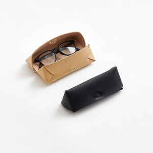 i ro se Seamless glasses/pen case (2 colours)) - NOMADO Store 