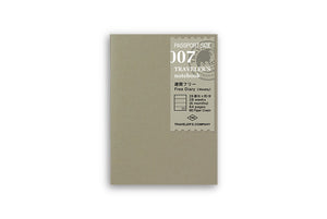 Midori Traveler's Notebook Passport size - 007. Free Diary Week - PP - NOMADO Store 